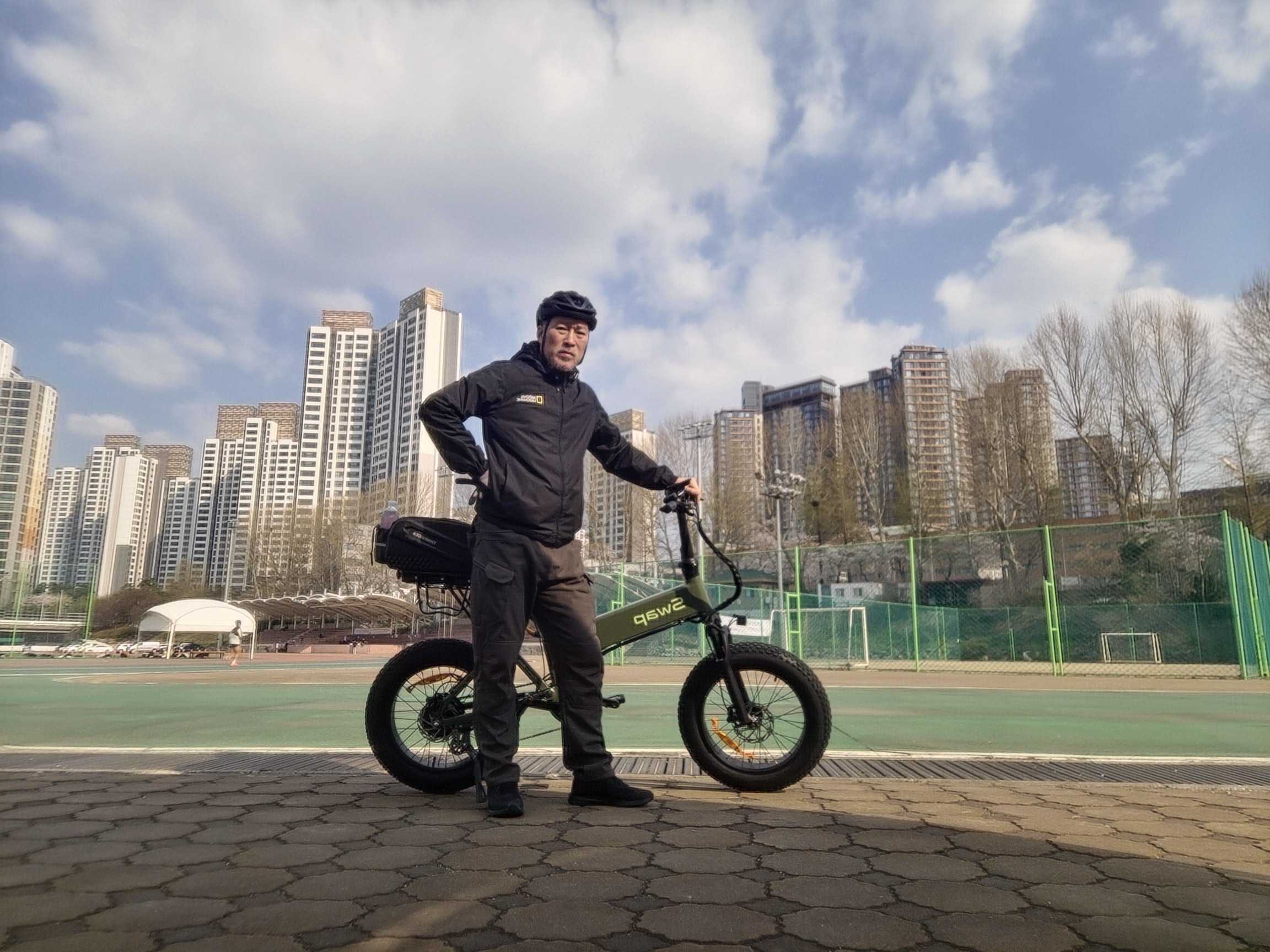 조*근님의 Mate X (Swap Logo) 리뷰 이미지 2