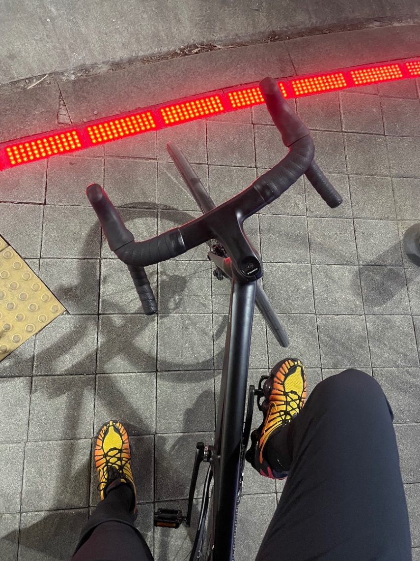 최*혁님의 R1 리뷰 이미지 3