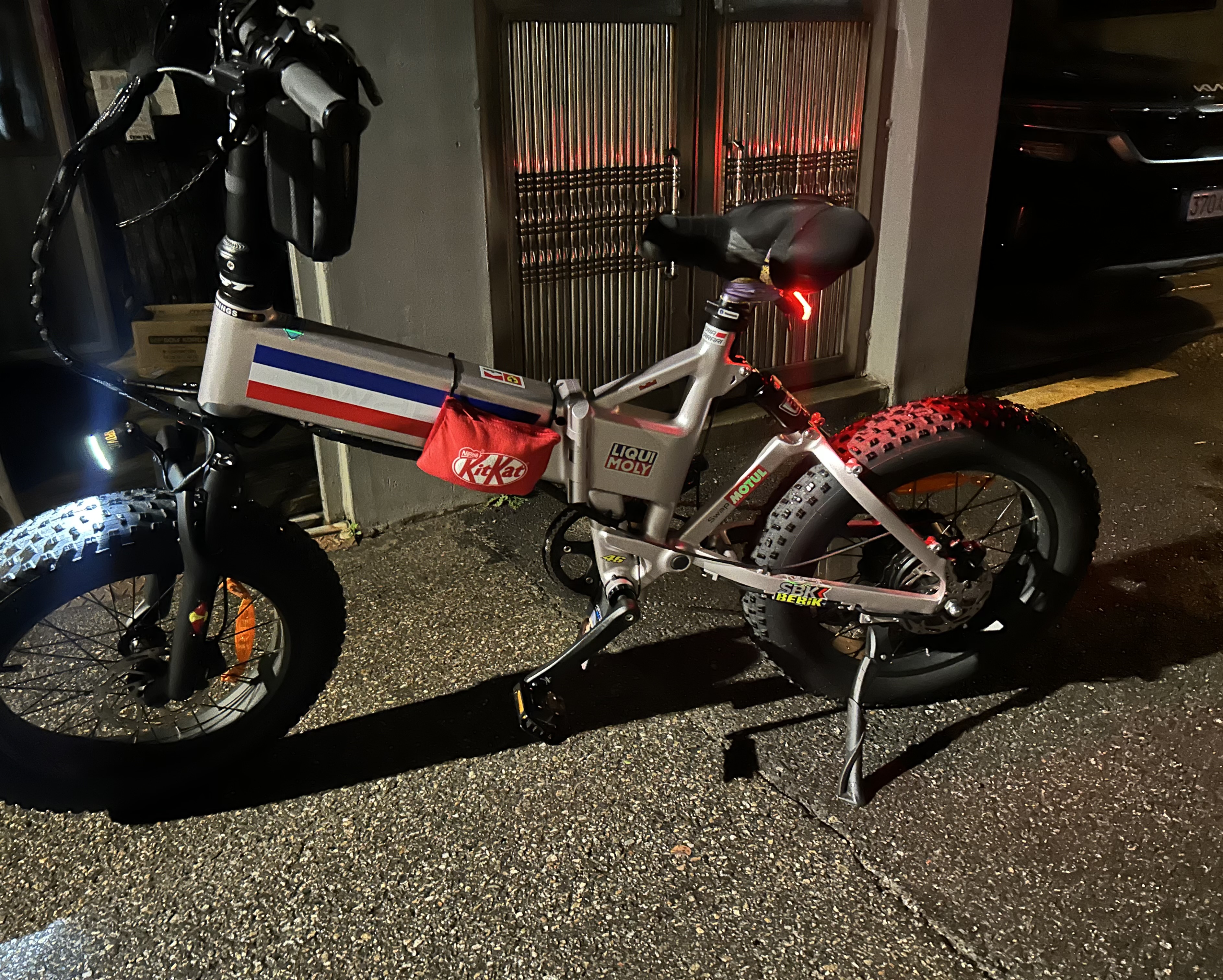 김*진님의 Mate X (Swap Logo) 리뷰 이미지 2