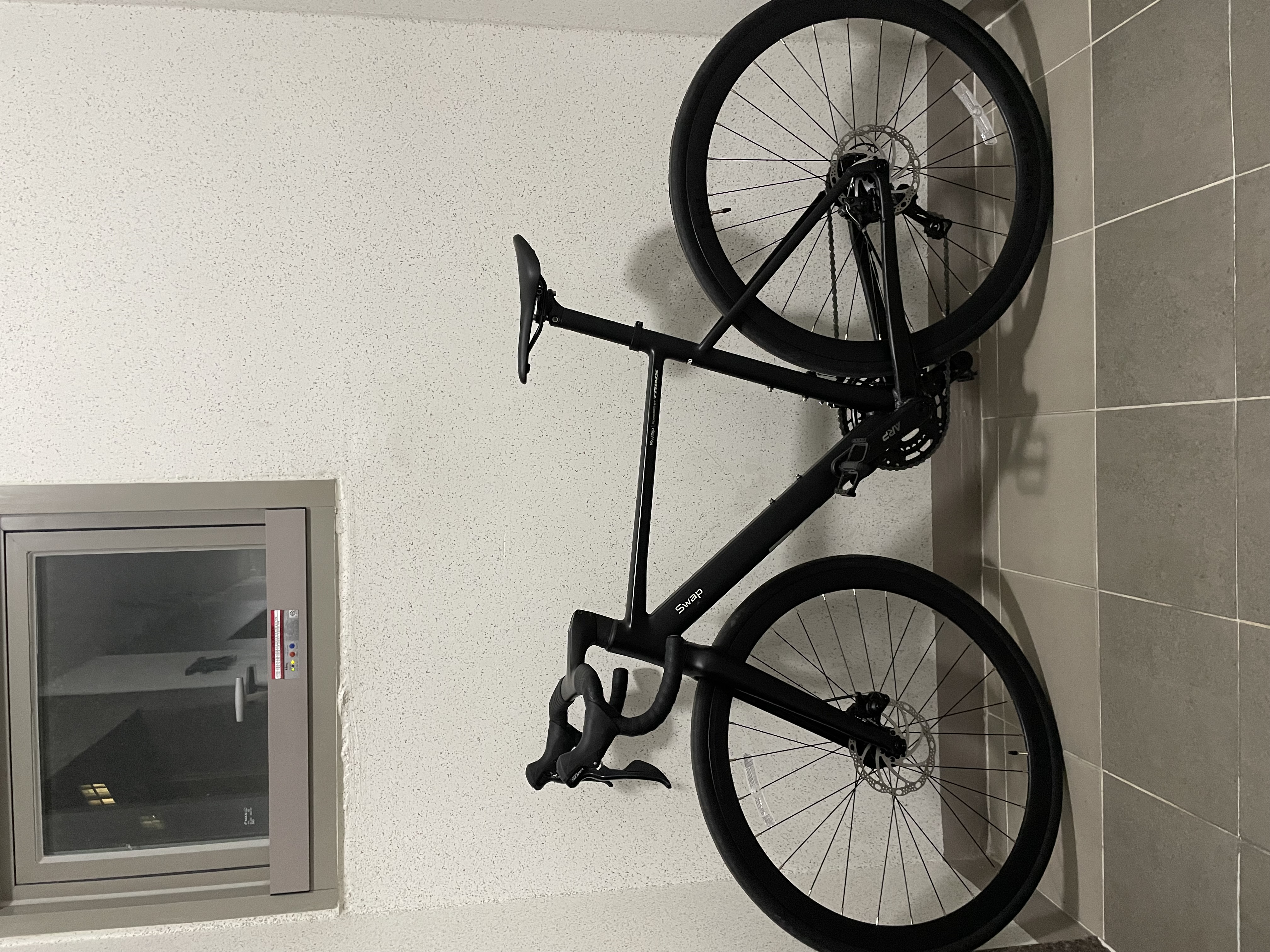 조*준님의 R1 리뷰 이미지 2