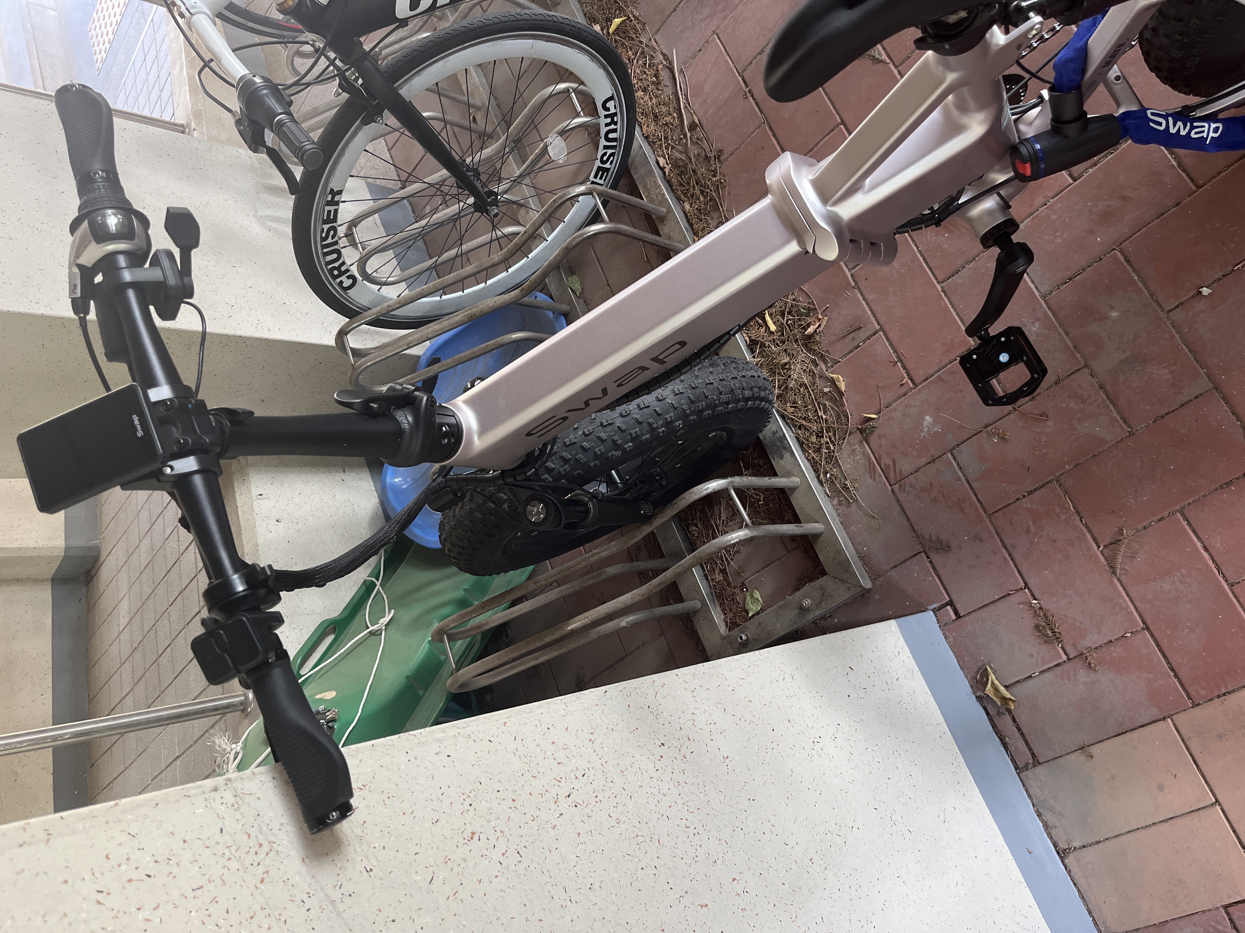 문*준님의 Mate X (Swap Logo) 리뷰 이미지 2