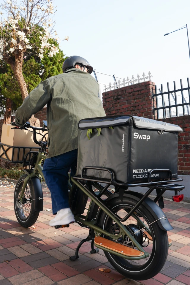 https://cdn.swingmobility.dev/swing_asset/401e76e4-ddb0-40cc-8e77-085c59373f23