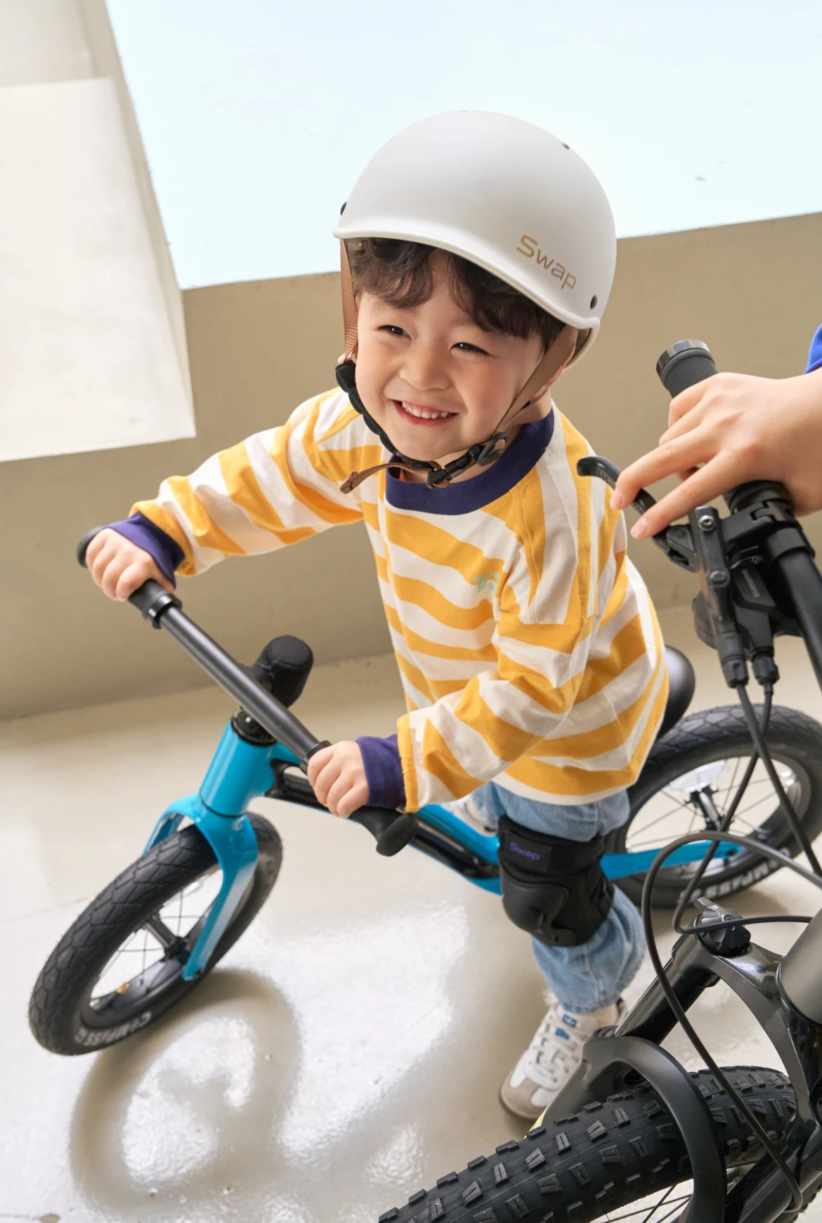 https://cdn.swingmobility.dev/swing_asset/e201f44f-d88b-4ef8-aff7-875563de0ff0