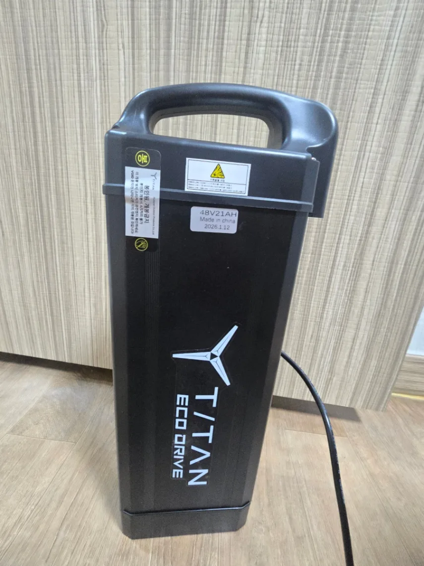 조*수님의 Titan 750 리뷰 이미지 2