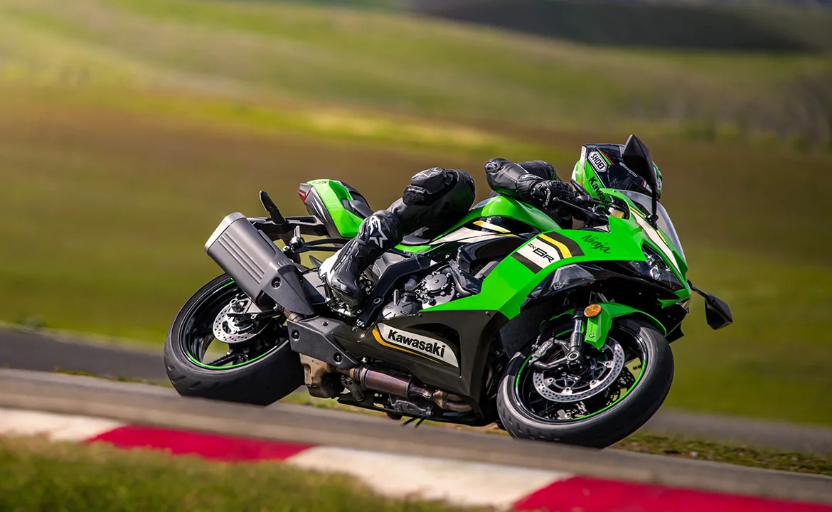 닌자 ZX-6R
