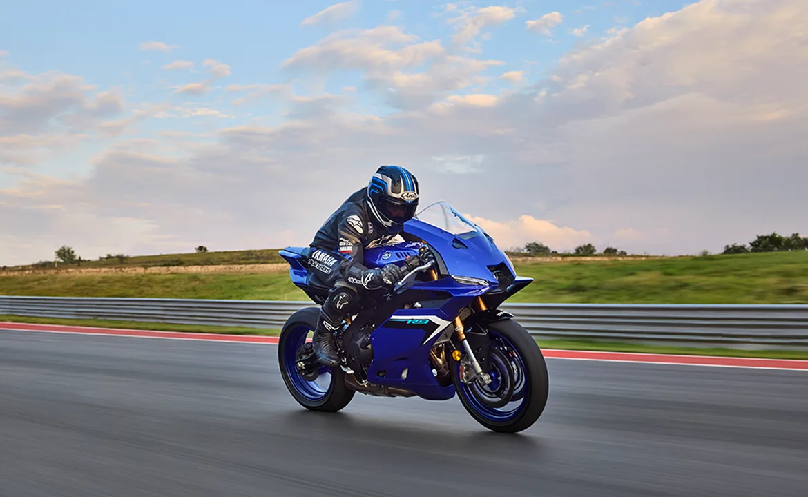 YZF-R9